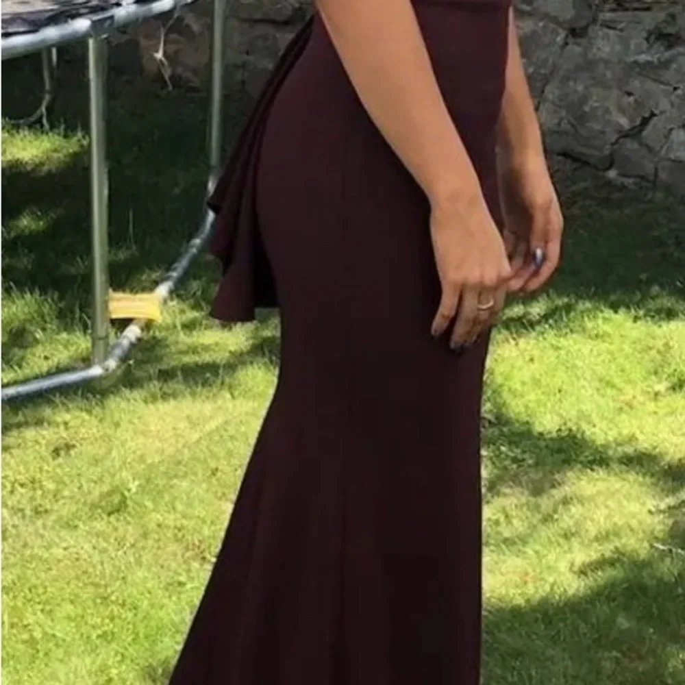 Jovani Wine Open-Back Ruffle Evening Gown - Picture 2 of 7